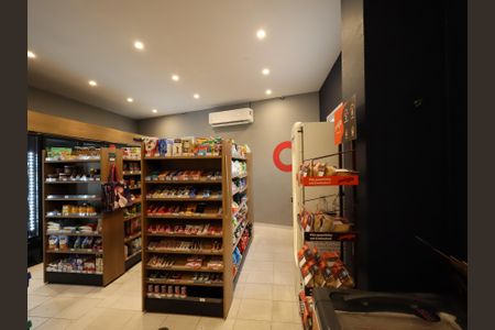 Apartamento à venda com 79m², 2 quartos e 1 vagaÁrea comum 