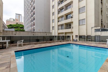 Apartamento à venda com 42m², 1 quarto e 1 vaga Apartamento à venda com 42m², 1 quarto e 1 vagaÁrea comum - Piscina