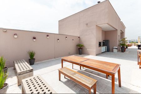 Apartamento para alugar com 34m², 2 quartos e sem vaga Apartamento para alugar com 34m², 2 quartos e sem vagaÁrea comum - Churrasqueira