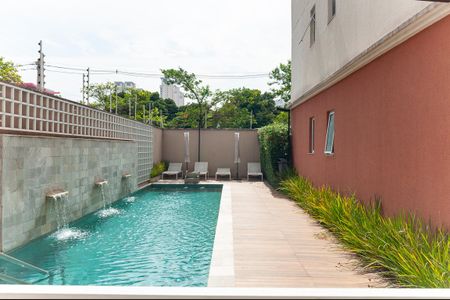 Apartamento para alugar com 34m², 2 quartos e sem vaga Apartamento para alugar com 34m², 2 quartos e sem vagaÁrea Comum - Piscina
