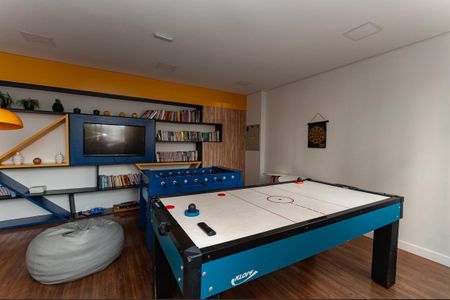 Apartamento para alugar com 34m², 2 quartos e sem vaga Apartamento para alugar com 34m², 2 quartos e sem vagaÁrea Comum - Salão de Jogos