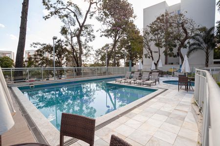 Apartamento à venda com 57m², 2 quartos e 1 vaga Apartamento à venda com 57m², 2 quartos e 1 vagaPiscina