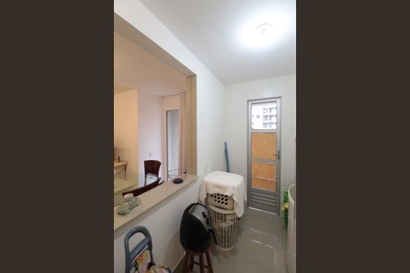 Apartamento à venda com 57m², 2 quartos e 1 vagaCozinha e Área de Serviço