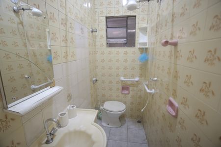 Casa à venda com 90m², 3 quartos e 1 vagaBanheiro