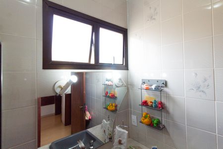 Casa de condomínio à venda com 230m², 3 quartos e 4 vagasBanheiro