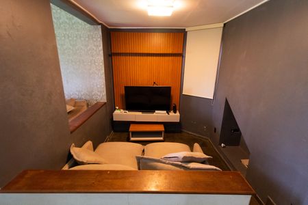 Casa de condomínio à venda com 230m², 3 quartos e 4 vagasSala