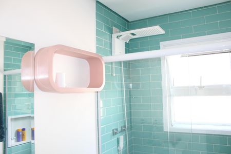 Casa de condomínio para alugar com 1000m², 4 quartos e 6 vagasBanheiro da Suíte 4