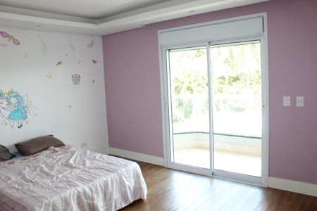 Casa de condomínio para alugar com 1000m², 4 quartos e 6 vagasSuíte 4