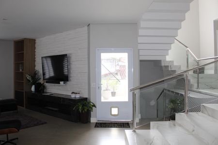 Casa de condomínio para alugar com 1000m², 4 quartos e 6 vagasSala 1