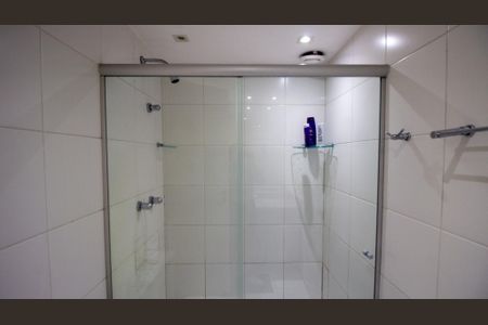 Apartamento para alugar com 99m², 2 quartos e 1 vaga Apartamento para alugar com 99m², 2 quartos e 1 vagaBanheiro da Suíte 2