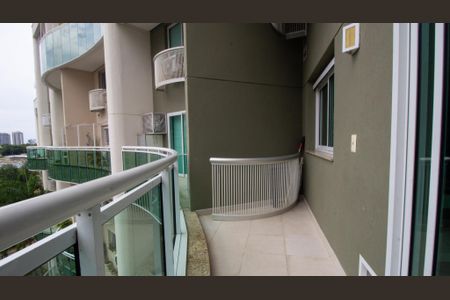 Apartamento para alugar com 99m², 2 quartos e 1 vaga Apartamento para alugar com 99m², 2 quartos e 1 vagaVaranda