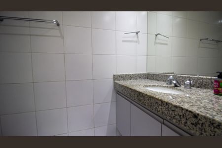 Apartamento para alugar com 99m², 2 quartos e 1 vaga Apartamento para alugar com 99m², 2 quartos e 1 vagaBanheiro da Suíte 2