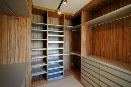 Apartamento à venda com 89m², 3 quartos e 2 vagasQuarto 2 / Closet