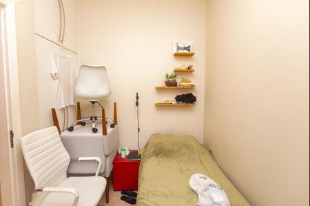 Casa à venda com 214m², 5 quartos e 4 vagas Casa à venda com 214m², 5 quartos e 4 vagasEdicula