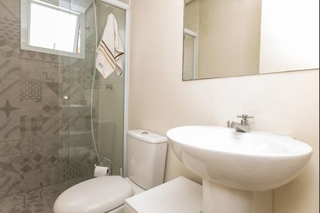 Casa à venda com 214m², 5 quartos e 4 vagas Casa à venda com 214m², 5 quartos e 4 vagasBanheiro Edicula