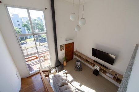 Casa para alugar com 249m², 3 quartos e 2 vagas Casa para alugar com 249m², 3 quartos e 2 vagasSala