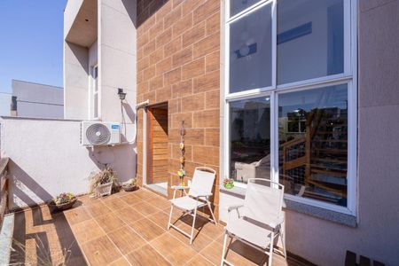 Casa para alugar com 249m², 3 quartos e 2 vagas Casa para alugar com 249m², 3 quartos e 2 vagasVaranda