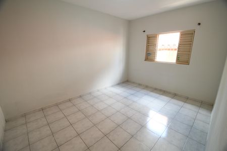 Casa à venda com 253m², 3 quartos e 3 vagasQuarto 2