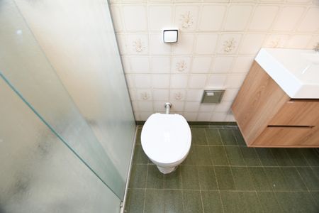 Casa à venda com 253m², 3 quartos e 3 vagasBanheiro 1