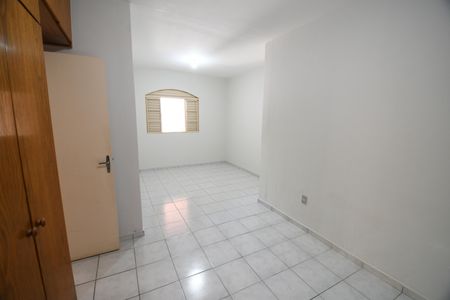 Casa à venda com 253m², 3 quartos e 3 vagasQuarto 1