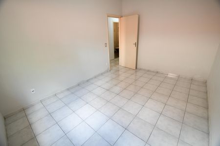 Casa à venda com 253m², 3 quartos e 3 vagasQuarto 2