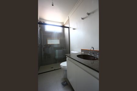 Apartamento para alugar com 183m², 4 quartos e 4 vagas Apartamento para alugar com 183m², 4 quartos e 4 vagasBanheiro