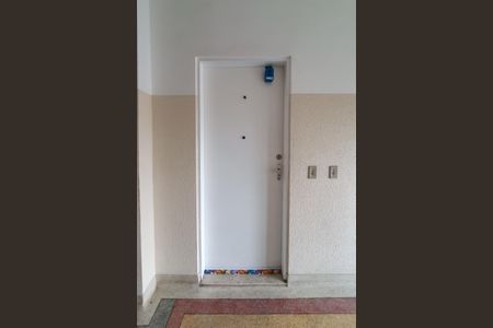 Apartamento à venda com 56m², 2 quartos e 1 vagalockbox