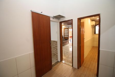 Apartamento para alugar com 120m², 3 quartos e 2 vagasCorredor de Acesso aos Quartos