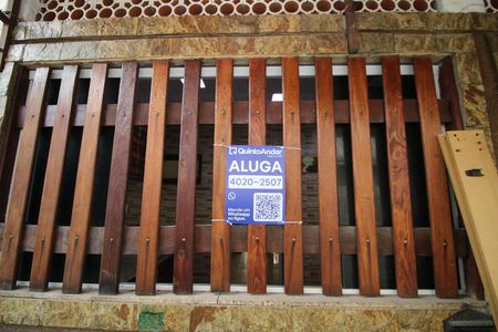 Apartamento para alugar com 120m², 3 quartos e 2 vagasFachada e Placa