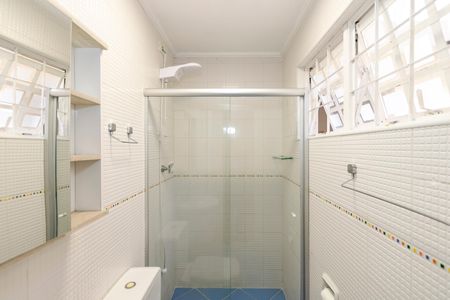 Casa à venda com 170m², 5 quartos e 4 vagas Casa à venda com 170m², 5 quartos e 4 vagasBanheiro da Suíte