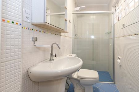 Casa à venda com 170m², 5 quartos e 4 vagas Casa à venda com 170m², 5 quartos e 4 vagasBanheiro da Suíte