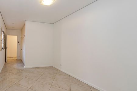 Casa à venda com 170m², 5 quartos e 4 vagas Casa à venda com 170m², 5 quartos e 4 vagasEdícula- Quarto 1