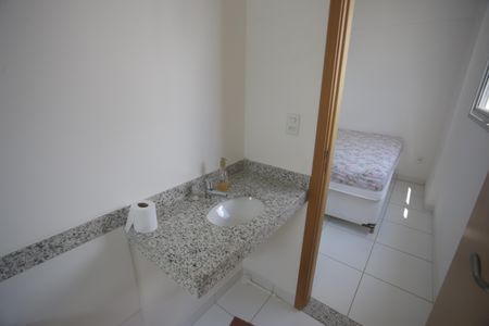Apartamento à venda com 75m², 3 quartos e 2 vagasBanheiro