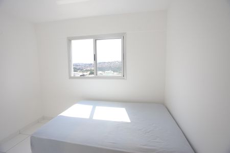 Apartamento à venda com 75m², 3 quartos e 2 vagasQuarto 2