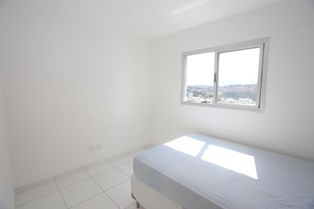 Apartamento à venda com 75m², 3 quartos e 2 vagasQuarto 2