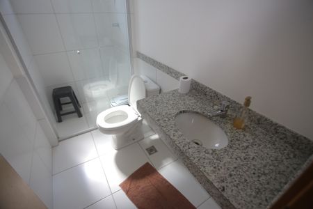 Apartamento à venda com 75m², 3 quartos e 2 vagasBanheiro