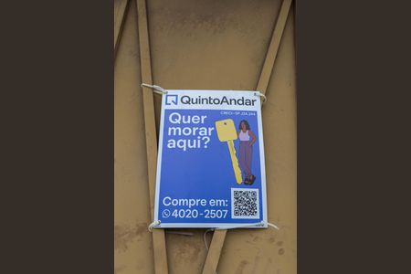 Casa à venda com 310m², 4 quartos e 4 vagas Casa à venda com 310m², 4 quartos e 4 vagasPlaquinha