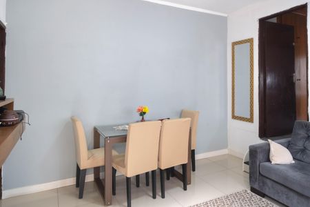 Casa à venda com 310m², 4 quartos e 4 vagas Casa à venda com 310m², 4 quartos e 4 vagasSala (Casa 3)