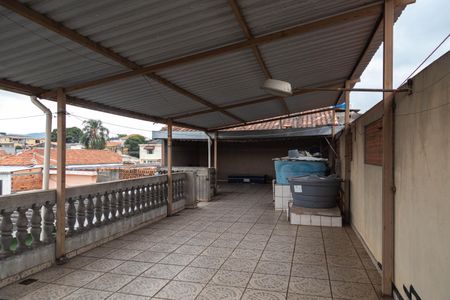 Casa à venda com 310m², 4 quartos e 4 vagas Casa à venda com 310m², 4 quartos e 4 vagasÁrea de Serviço 2