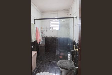 Casa à venda com 310m², 4 quartos e 4 vagas Casa à venda com 310m², 4 quartos e 4 vagasBanheiro