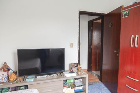Casa à venda com 310m², 4 quartos e 4 vagas Casa à venda com 310m², 4 quartos e 4 vagasQuarto 2(Casa 3)
