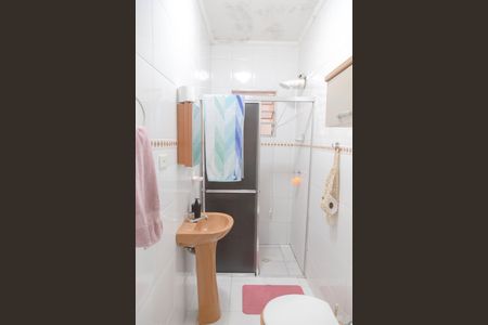 Casa à venda com 310m², 4 quartos e 4 vagas Casa à venda com 310m², 4 quartos e 4 vagasBanheiro (Casa 2)