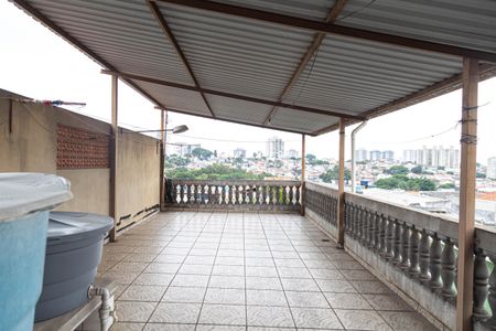 Casa à venda com 310m², 4 quartos e 4 vagas Casa à venda com 310m², 4 quartos e 4 vagasÁrea comum