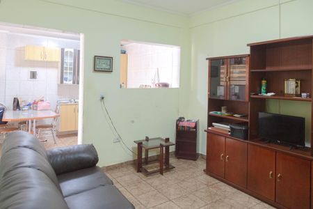 Casa à venda com 310m², 4 quartos e 4 vagas Casa à venda com 310m², 4 quartos e 4 vagasSala (Casa 2)