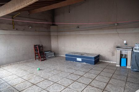 Casa à venda com 310m², 4 quartos e 4 vagas Casa à venda com 310m², 4 quartos e 4 vagasÁrea comum