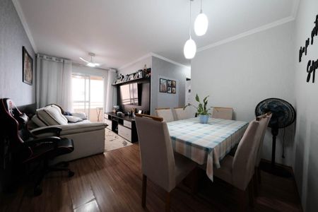 Apartamento à venda com 66m², 3 quartos e 1 vagaSala