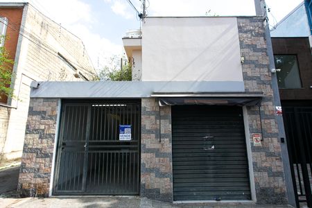 Casa à venda com 160m², 3 quartos e 1 vagaFachada