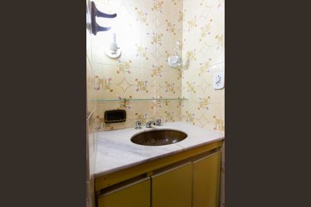 Casa à venda com 160m², 3 quartos e 1 vagaBanheiro 1