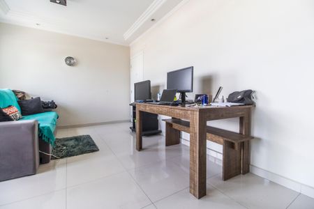 Apartamento à venda com 74m², 2 quartos e 1 vaga Apartamento à venda com 74m², 2 quartos e 1 vagaSala de Jantar
