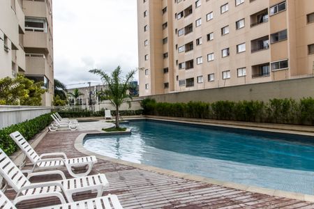 Apartamento à venda com 74m², 2 quartos e 1 vagaÁrea comum - Piscina